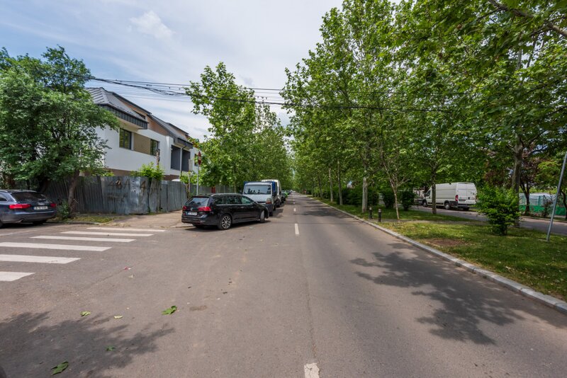 Bucurestii noi - vila duplex - Strada 16 Februarie